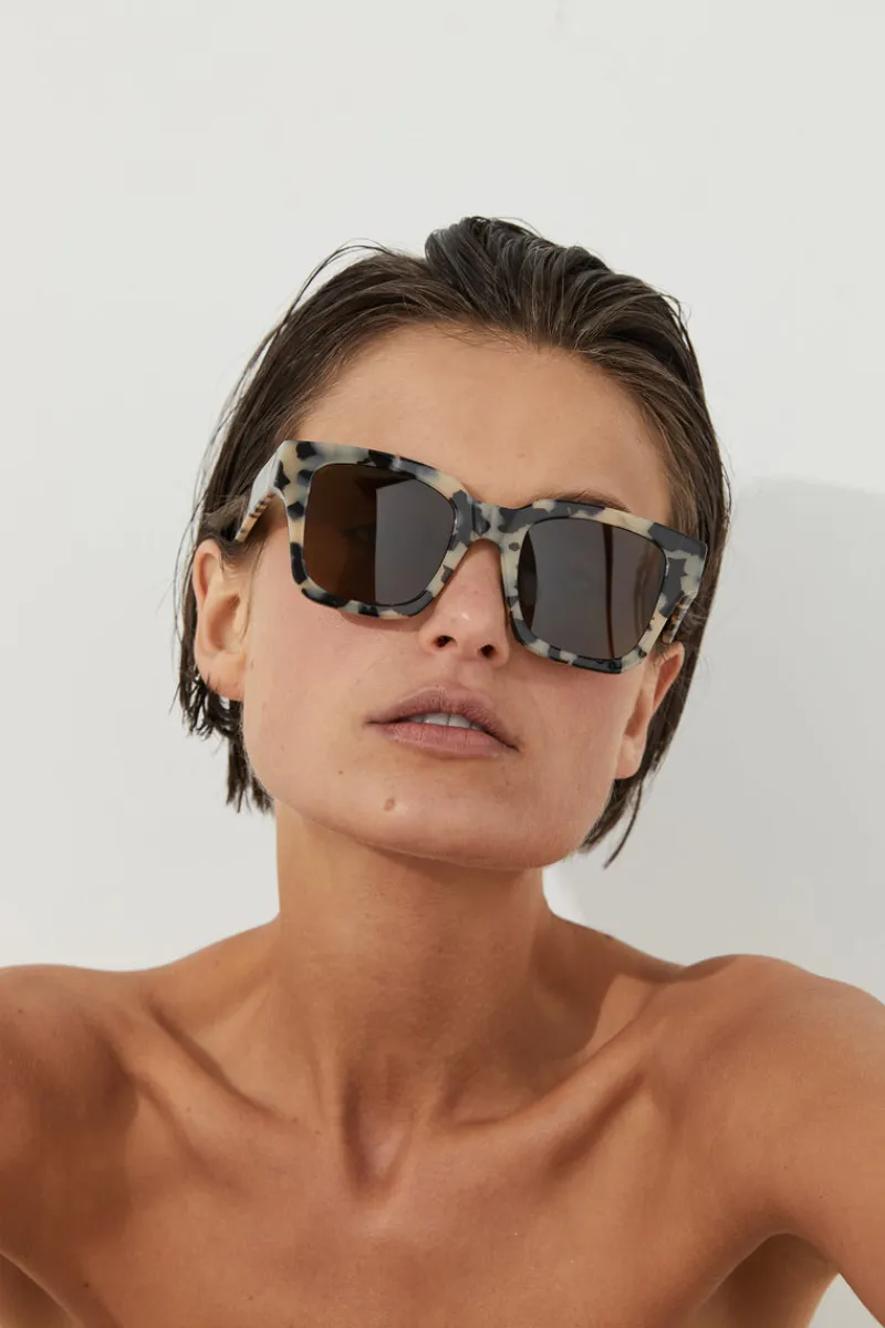 Zulu & Zephyr x Local Supply - Square Sunglasses - Tortoise Fashion